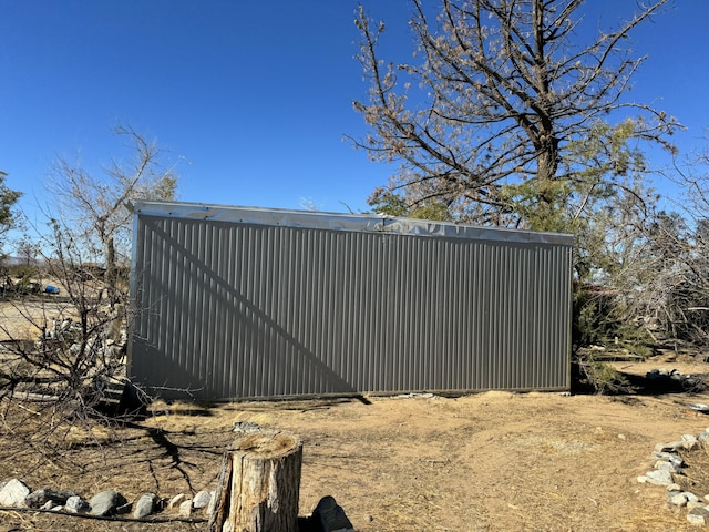 view of outdoor structure