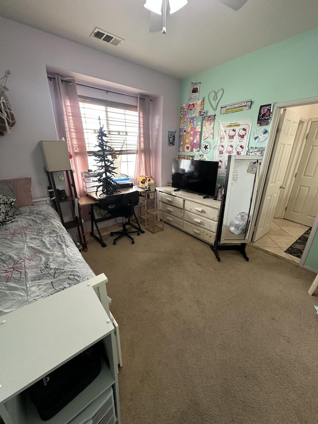 bedroom featuring carpet flooring and ceiling fan