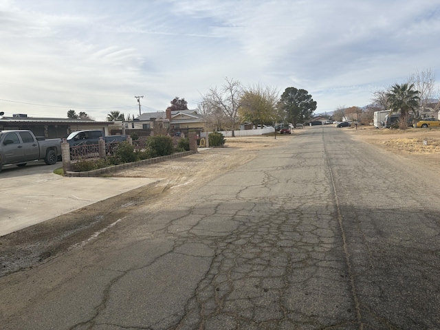 Listing photo 2 for 8150 Aspen Ave, California City CA 93505