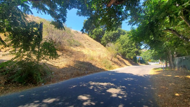 Hunstock St, Val Verde, CA 91384 - photo 2