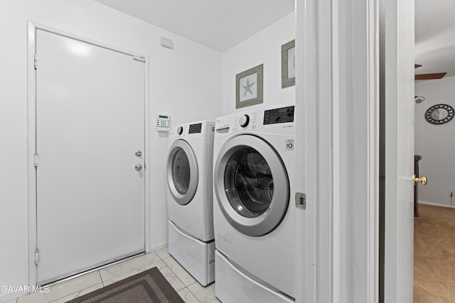 3267 Desert Cloud Ave, Rosamond, CA 93560 - laundry area with washing machine and dryer