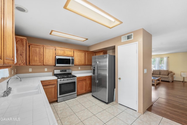 45451 Fairbanks Ave, Lancaster, CA 93534 - photo 14