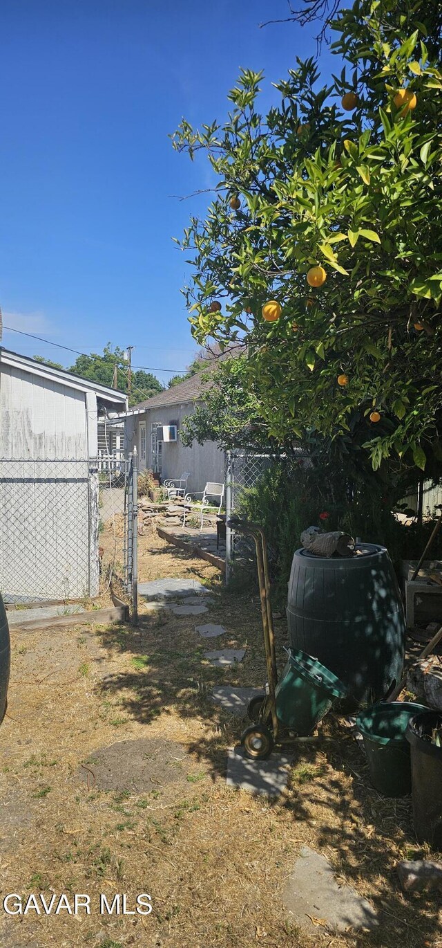 5827 Corbin Ave, Tarzana, CA 91356 - photo 17