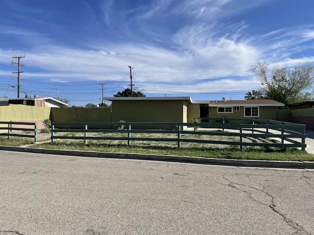 2010 W Lumber St, Lancaster, CA 93536 - view of front of home featuring a fenced front yard