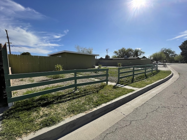 2010 W Lumber St, Lancaster, CA 93536 - view of street