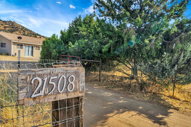 21508 Walker Basin Rd, Caliente, CA 93518