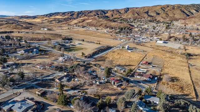 bird's eye view featuring a mountain view