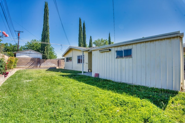 45209 Lorimer Ave, Lancaster, CA 93534 - back of property featuring board and batten siding