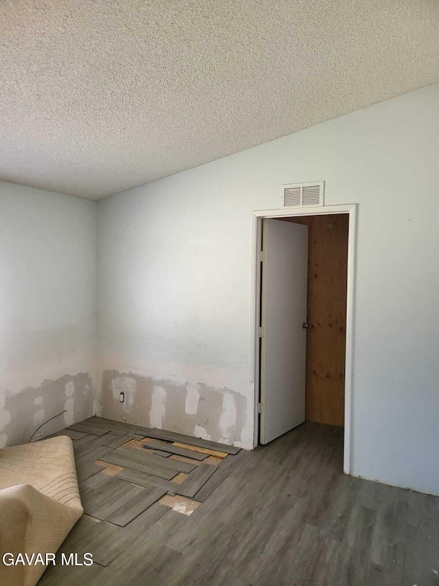 33391 E 165th St, Llano, CA 93544 - photo 13