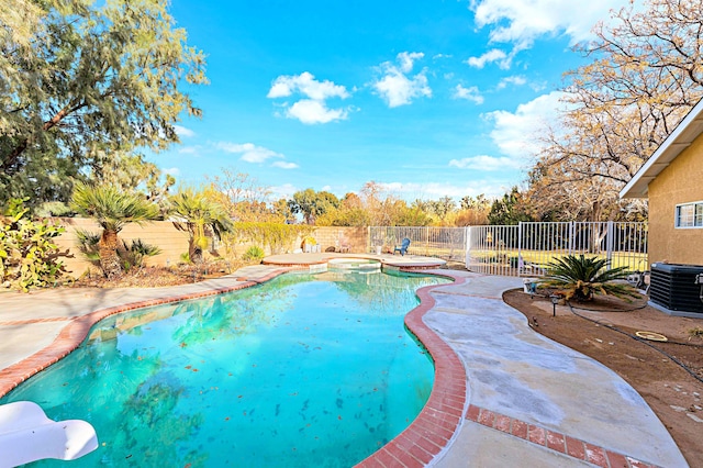 40836 W 36th St, Palmdale, CA 93551 - view of pool with a hot tub, a fenced backyard, and a patio area