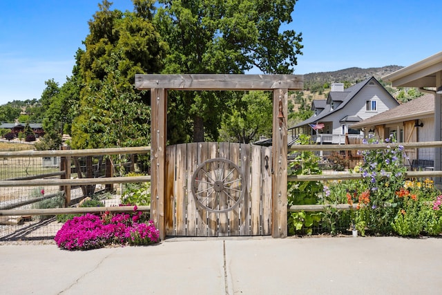 24350 Deertrail Dr, Tehachapi, CA 93561 - photo 4