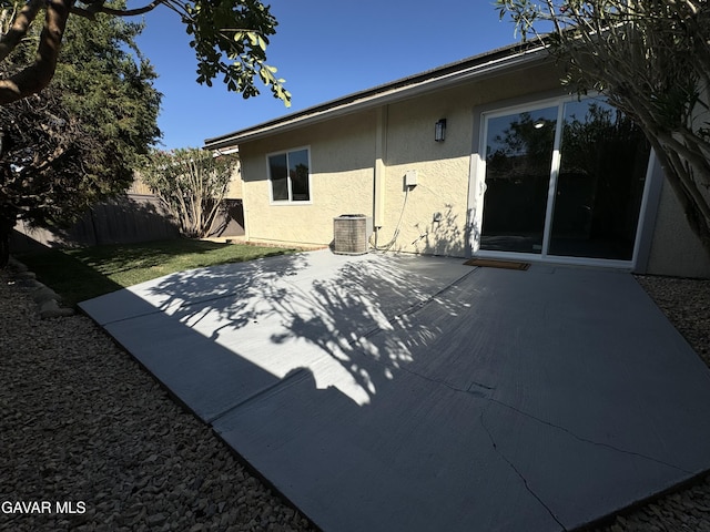 25561 Alicante Dr, Santa Clarita, CA 91355 - rear view of property with stucco siding and a patio