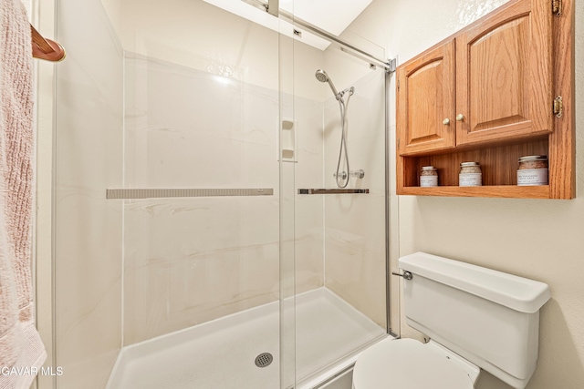 1037 Herzel Ave, Lancaster, CA 93535 - full bath with a shower stall