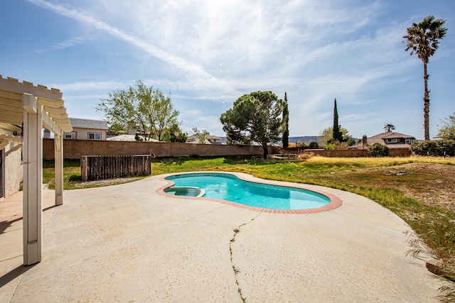 42443 Surrey Ct, Quartz Hill, CA 93536 - view of swimming pool featuring a patio and a pool with connected hot tub