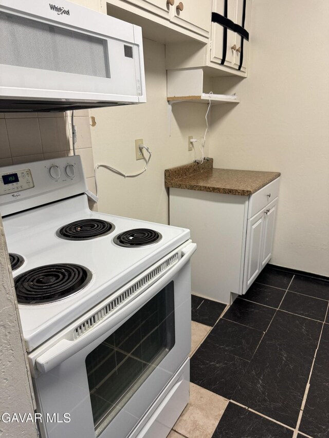 9037 Xavier Ave, California City, CA 93505 - photo 13