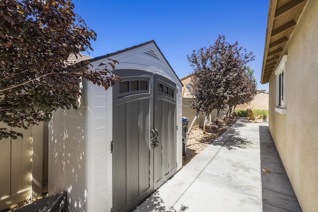 3625 Garnet Ln, Lancaster, CA 93535 - view of shed featuring fence
