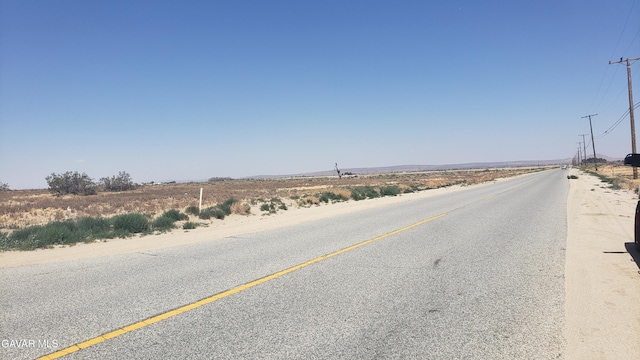 80 E 80th St, Lancaster, CA 93535