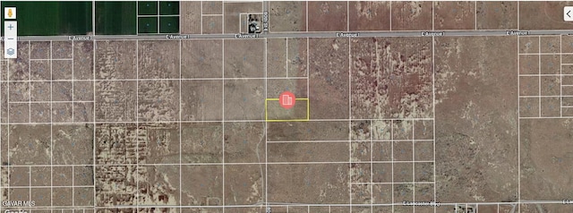 80 E 80th St, Lancaster, CA 93535