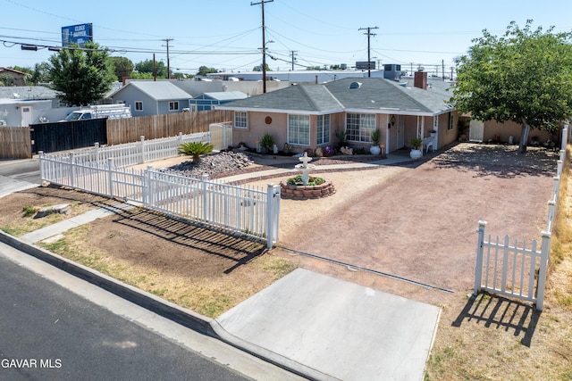 44344 Elm Ave, Lancaster, CA 93534 - single story home with stucco siding