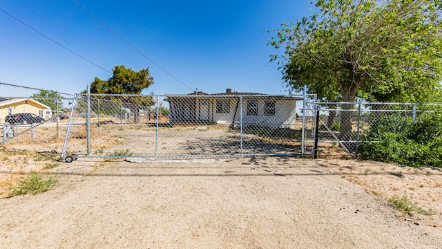 view of front facade with a fenced front yard