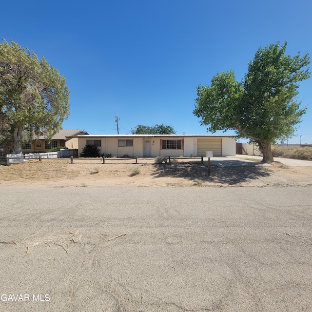 8150 Evergreen Ave, California City, CA 93505 - photo 3