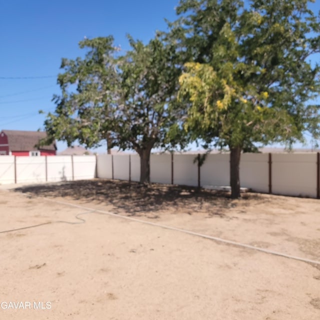8150 Evergreen Ave, California City, CA 93505 - photo 29