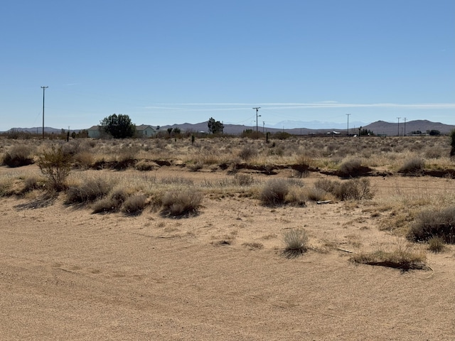 Reed Ave, Mojave, CA 93501