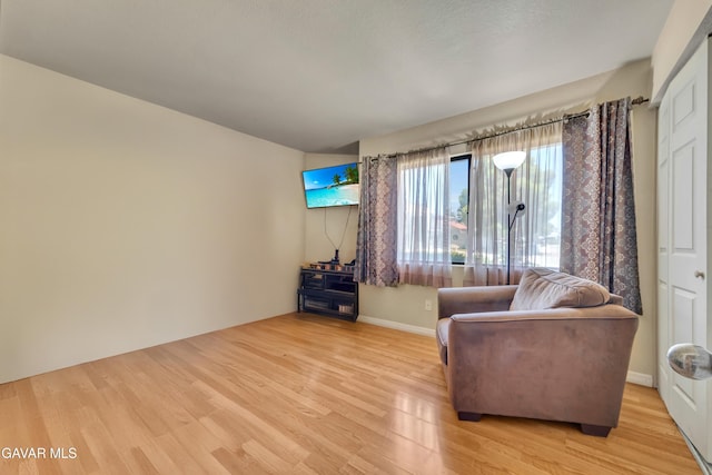 3628 Marilynn St, Lancaster, CA 93536 - sitting room featuring light wood-style floors