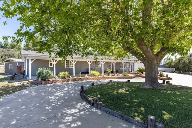 32722 Wagon Wheel Rd, Agua Dulce, CA 91390 - single story home featuring covered porch