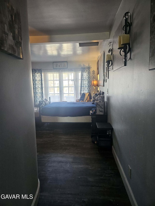1283 W Lancaster Blvd, Lancaster, CA 93534 - corridor featuring wood finished floors and baseboards