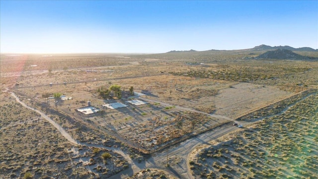 39441 E 140th St, Palmdale, CA 93591 - aerial view of property and surrounding area with a mountainous background, rural landscape, and a desert landscape