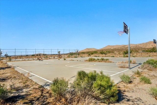 39441 E 140th St, Palmdale, CA 93591 - view of basketball court featuring community basketball court and a mountain view