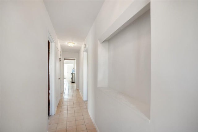 39441 E 140th St, Palmdale, CA 93591 - corridor with light tile patterned flooring