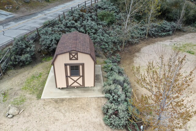 24281 Jacaranda Dr, Tehachapi, CA 93561 - view of shed