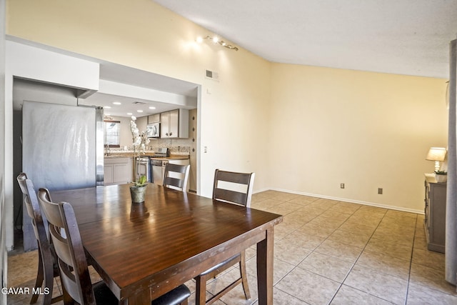 855 Lightcap St, Lancaster, CA 93535 - photo 8