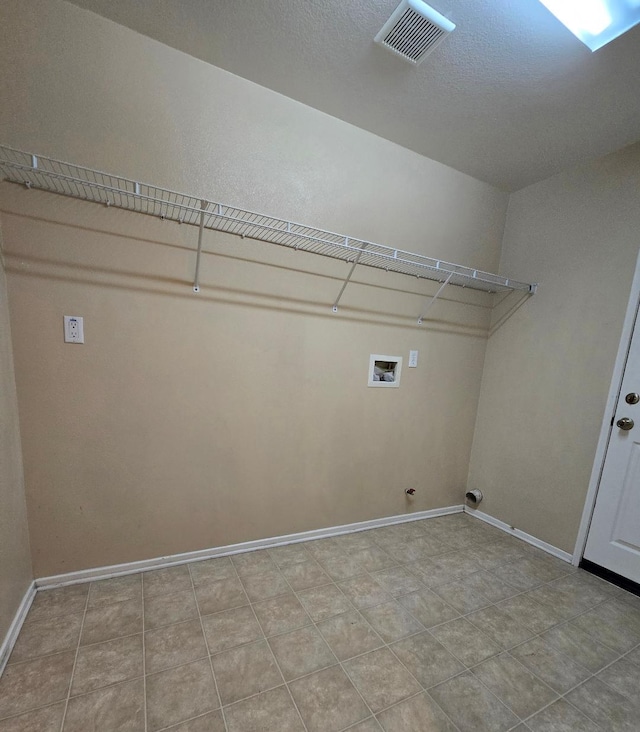 39294 Butler St, Palmdale, CA 93551 - laundry area with hookup for a washing machine, hookup for a gas dryer, and baseboards