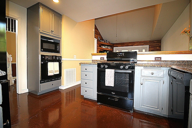 kitchen with black appliances, visible vents, recessed lighting, vaulted ceiling, and baseboards