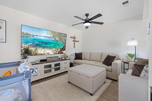 20511 Lasky St, California City, CA 93505 - photo 8