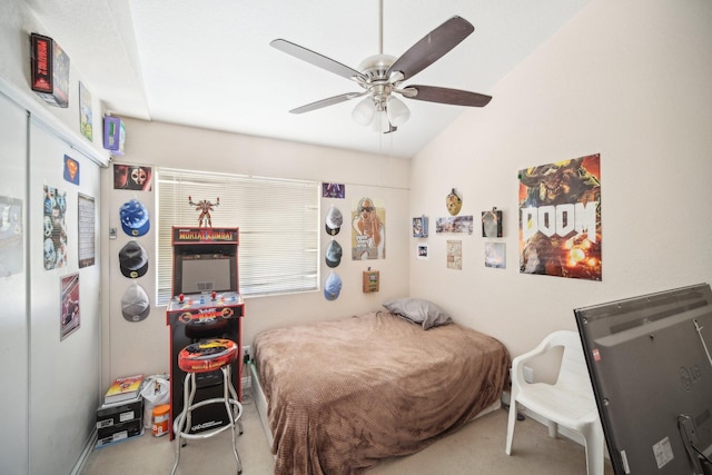 bedroom featuring ceiling fan