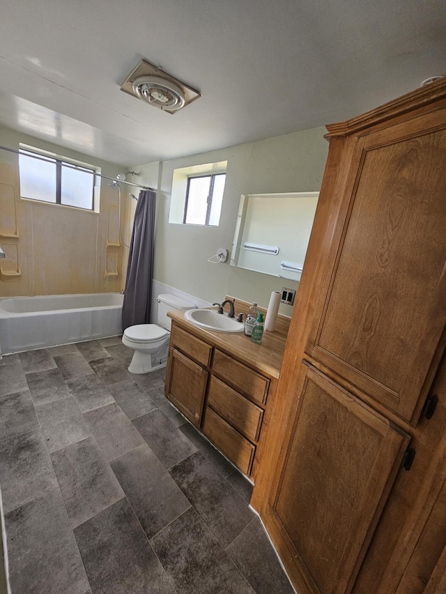 30650 233rd St, Llano, CA 93544 - full bathroom featuring vanity, toilet, shower / tub combo with curtain, and healthy amount of natural light