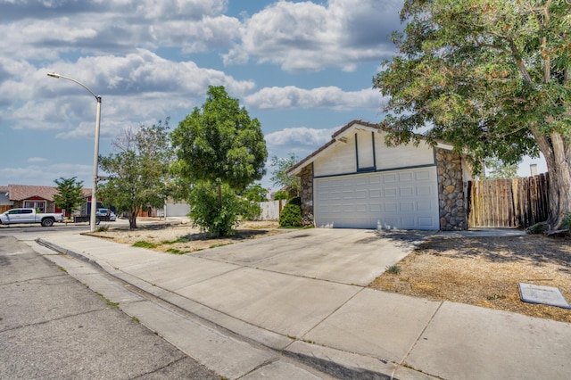 2319 Landsford St, Lancaster, CA 93535 - photo 1