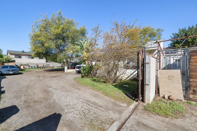 9237 Cedros Ave, Panorama City, CA 91402 - photo 33