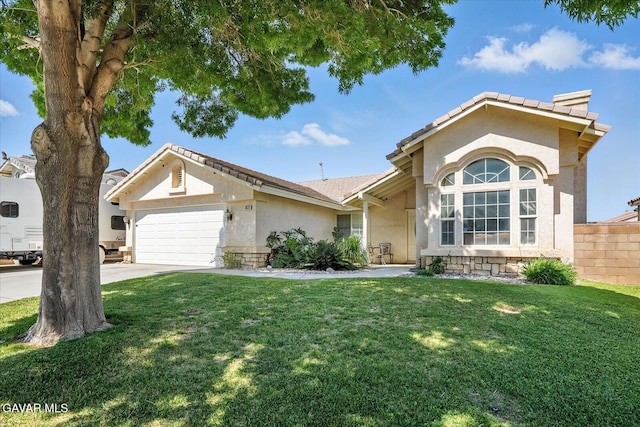 36525 Summerholly Cir, Palmdale, CA 93550 - ranch-style home with an attached garage, stucco siding, and a front yard
