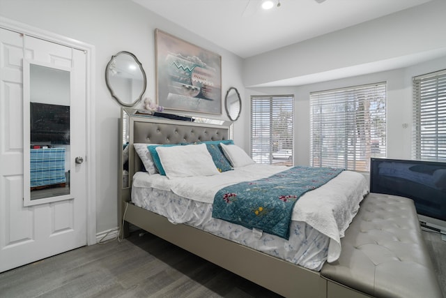 1320 W 50th St, Los Angeles, CA 90037 - bedroom with wood finished floors and ceiling fan