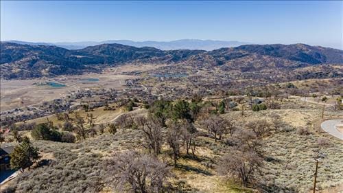 Listing photo 2 for 24910 Paramount Dr, Tehachapi CA 93561