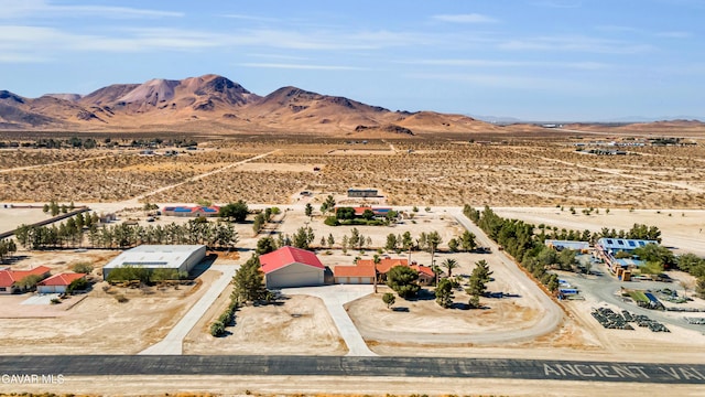 8433 Prospect St, Mojave, CA 93501 - aerial view of sparsely populated area featuring mountains and a desert landscape