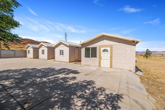 single story home with a patio