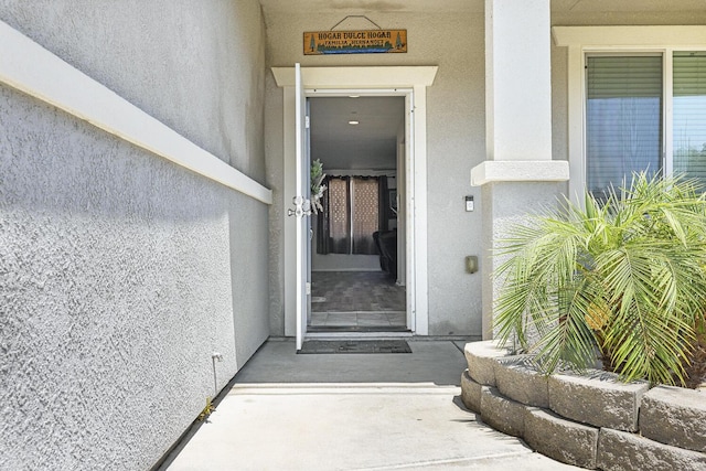 1413 La Quinta Way, Madera, CA 93638 - doorway to property featuring stucco siding