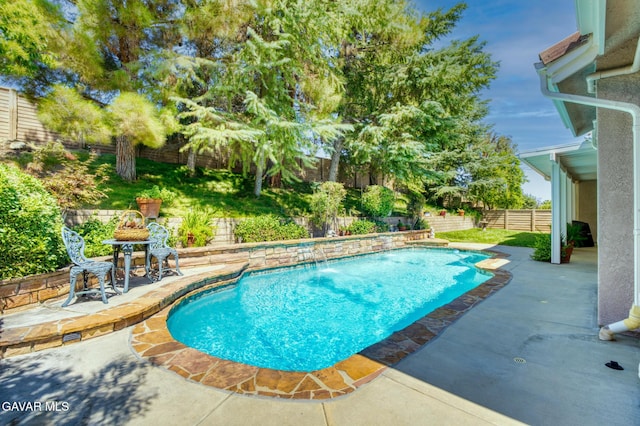 42323 Round Hill Dr, Lancaster, CA 93536 - photo 2