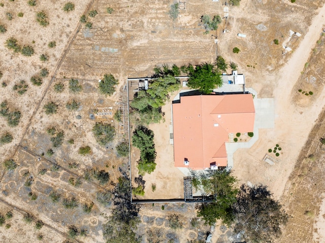 drone / aerial view featuring view of desert